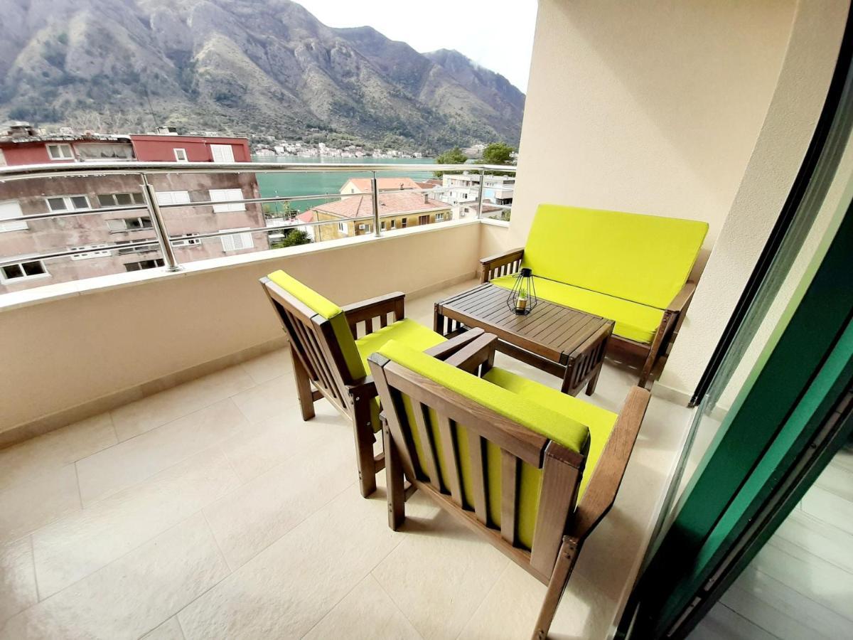 Maritimo Di Cattaro****Lux Apartment With Garage Luaran gambar