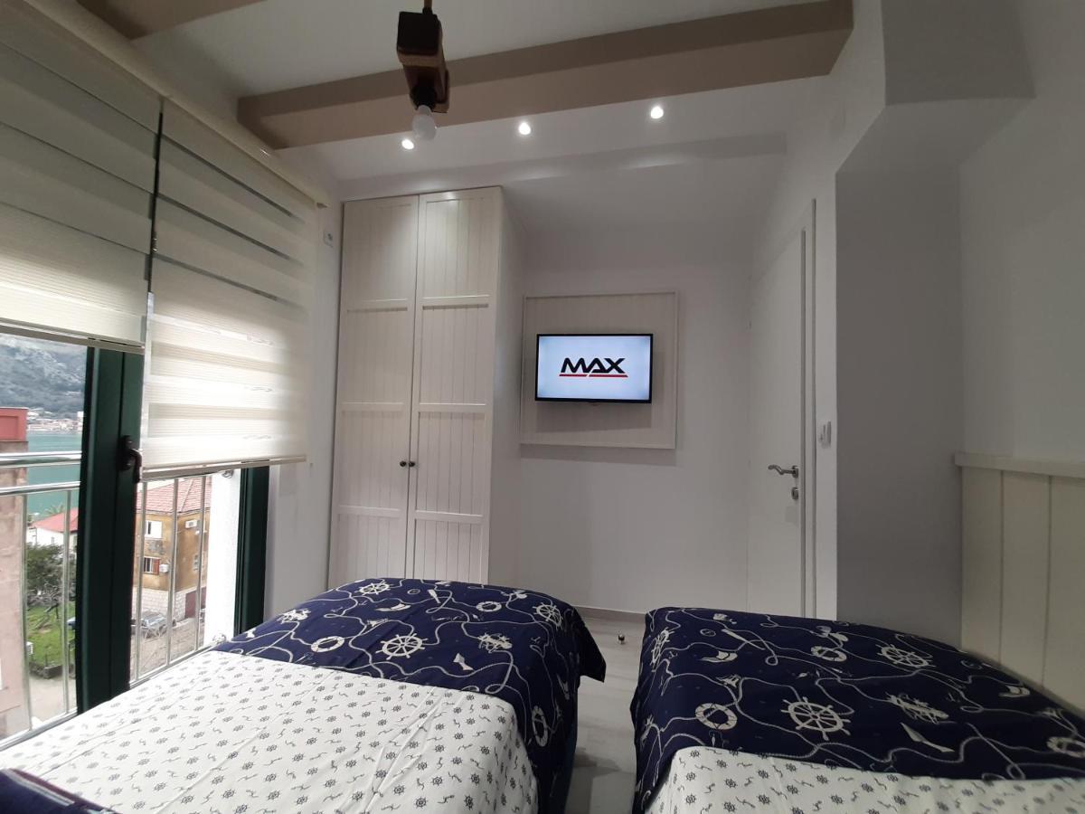 Maritimo Di Cattaro****Lux Apartment With Garage Luaran gambar
