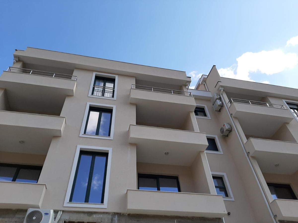 Maritimo Di Cattaro****Lux Apartment With Garage Luaran gambar